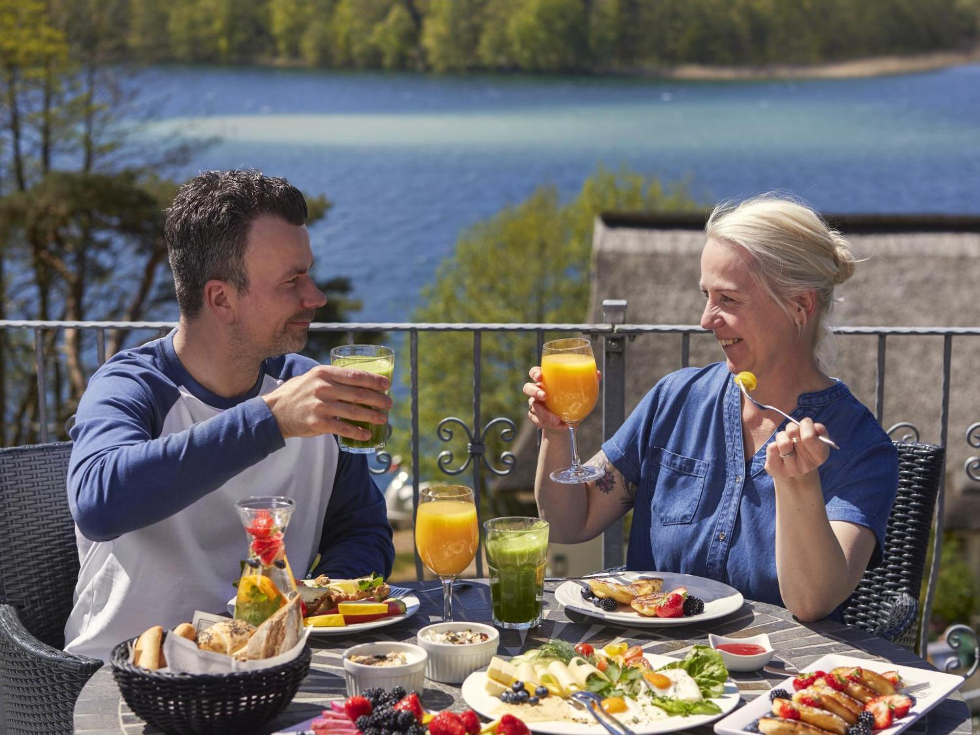 Van Der Valk Naturresort Drewitz Nossentiner Huette Екстер'єр фото